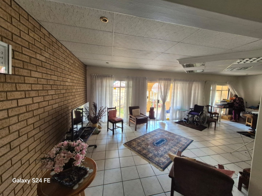 4 Bedroom Property for Sale in Protea Park North West